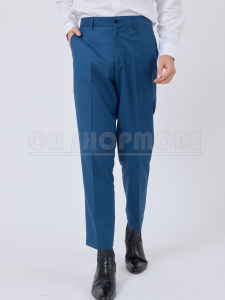 กางเกงทรงกระบอกเล็ก สีน้ำเงินทะเล เอว 28-40 มีเสื้อสูทสีเดียวกันด้วยและมีบริการหลังการขายสอบถามแชท