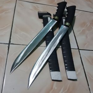pisau panjang bahan baja per