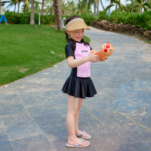 ชุดว่ายน้ำแม่ลูกแบบใหม่เซตสองชิ้นแยกชิ้นสำหรับแม่และลูกสาวสไตล์สปอร์ตแบบลำลองเรียบง่ายระดับสูงสำหรับเด็กหญิง