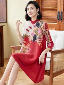 Retro Chinese Style Floral Print Maxi Dress with Button Detailing Slimming Belly Covering Trendy Skirt for Women over 40