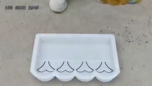 White Antique Garden Fence Mould Concrete Plaster Cement Reusable Lawn Pool Pouring Stepping Stone Molds Flower Beds Decoration Easy to Use