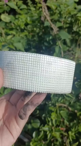 Cuộn Băng Dính Lưới Sợi Thủy Tinh Bản 5cm Hỗ Trợ Gia Cố Mối Nối Tường Và Trần - Phụ Kiện Sửa Chữa Nhà Cửa