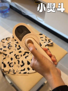 Mini Portable Folding Steam Iron Travel Handheld Steam Cleaner Home Use Flat Iron Clothes Steamer Charger Type 220V Heating