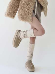 Thickened Knitted Woolen Socks Mid-Calf Bear Leg Covers Christmas Festive Atmosphere Retro Style Womens Winter Warm Sweet Socks