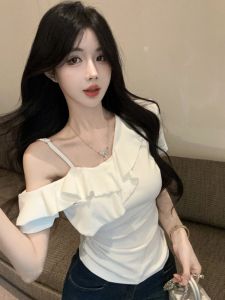 GUZILIAN | Áo thun tay ngắn ôm vừa vặn Pure Desire Sweet Side Collar Shoulder Bared Ruffle Trim Design Sensual Korean Style T-shirt