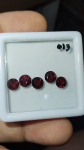 013พลอยโกเมนแท้ทรงกลมพร้อมส่ง