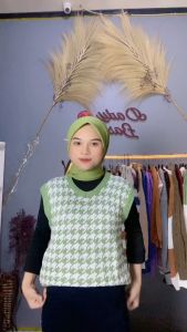 JENNIE VEST KNIT / ROMPI RAJUT WANITA ALA KOREA / ATASAN BLOUS WANITA TRENDY / VEST KNIT HOUNDSTOOTH