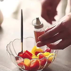 Transparent Spices With Lid Plastic Sauce Squeeze Bottle Portable Barbecue Spice Jar Party Kitchen Tools Mini Sauce Seasoning
