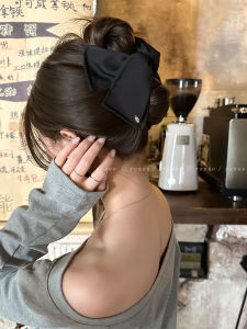 Korean Style Large Size Satin Shark Clip Triangle Hair Accessories Womens Elegant Back of Head Bun Hair Grips 2025 New Model