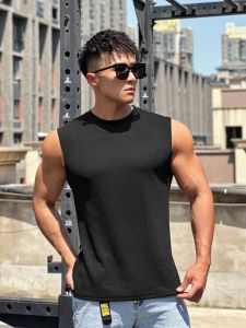 Mens Muscle Fitness Sports Vest Sleeveless round Neck Running Basketball Quick Dry Breathable Polyester Solid Color T-Shirt