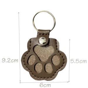 1PC Leather Keychain Pet Hair Collector Adorable Bag Charm for Cats & Dogs Exquisite Creative Storage Accessory