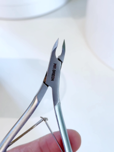 MR.GREEN Cuticle Nippers Stainless Steel Nail Dead Skin Remover Cuticle Cutters Trimmer Manicure Pedicure Clippers Tool