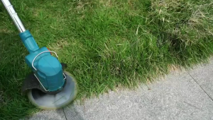 1800W Mesin Rumput Elektrik Grass Cutter Cordless Lawn Mower Grass Trimmer Mesin Rumput