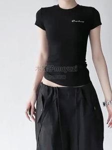MUYUZI | Slimming Stylish Simple Black T-Shirt