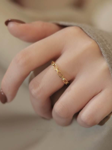 Fashion Chain Ring Womens Cut Out Design Niche Style Fancy Non-Fading Index Finger Ring Ins Minimalist Simple Bracelet Accessories