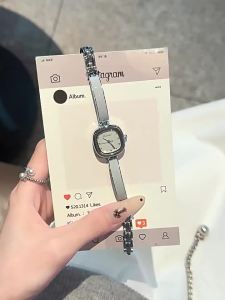 FUGUIJIAREN | Elegant Retro Luxury Quartz Watch