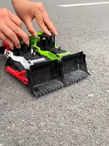 รถปราบดินขนาดใหญ่สำหรับเด็ก รถขุดอเนกประสงค์สำหรับเด็กผู้ชาย รถโมเดลขนาดใหญ่ของเล่นสำหรับเด็กผู้ชาย