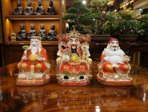Cặp Tượng Thần Tài Thổ Địa Chiêu Tài Chất Liệu Sứ Dát Vàng Cao Cấp Đặt Bàn Thờ Thần Tài (Tài Địa Đỏ Mới Như Ý)
