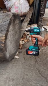 Máy vặn vít dùng pin 20V DCA ADPL208Z (Chưa Pin & Sạc)