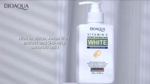 BIOAOUA 10X 300gVitamin C Whitening Body Lotion ช่วยปรับสีผิวให้กระจ่างใส ให้ความชุ่มชื้นแก่ผิวกายช่วยลดเลือนผิวค ปรับผิวขาวใส ผิวเนียน นุ่มเด้ง เปล่งปลั่ง