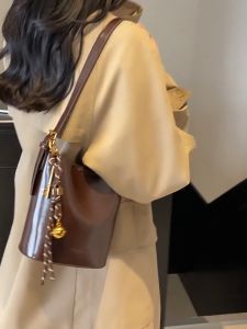 กระเป๋ารูปถังน้ำหนัง Waxed สำหรับผู้หญิง สไตล์วินเทจ สำหรับการทำงาน