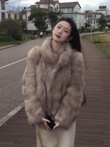 Free Winter New Style Fox Fur Coat Loose Fit Stand Collar Eco Friendly Womens Outerwear Long Sleeve Street Style Leather Jacket