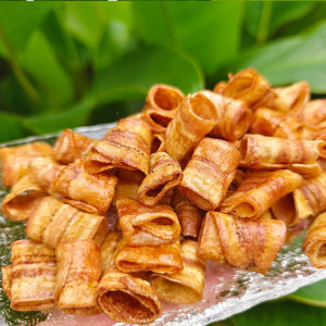 Banana Crispy Rolls Snack 120g Bag Travel Souvenir Leisure Food Crackling Sound When Biting Yunnan Special Product Gift