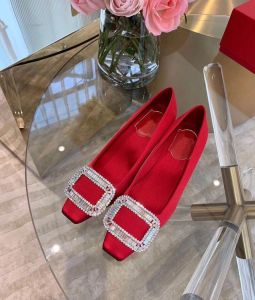 รองเท้าส้นสูงผ้าไหมสไตล์เกาหลีสำหรับผู้หญิง รองเท้าแต่งงานส้นหนาทรงสี่เหลี่ยม รองเท้าแฟชั่นฤดูใบไม้ร่วง รองเท้าหนังสังเคราะห์