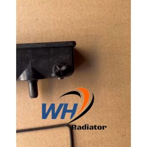 HYUNDAI MATRIX 1.6 / 1.8 Radiator AUTO Lower Cover / Lower Tank / Bottom Cover / Bottom Tank