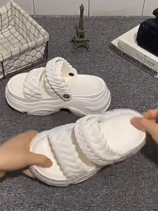 Tefansy Sandal Wanita Karet Jelly Wedges Tebal Bahan Elastis Empuk Tali Belakang Motif Double Strap