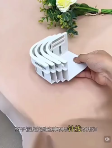 OHHDEER Anti-Slip Bed Sheet Fasteners Set of 4 Corner Clips with Transparent Straps No Damage Fixing