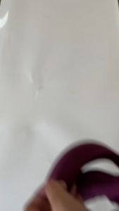 Nathalie V-Neck Seamless Bra NTB 3487: Desain Elegan & Nyaman