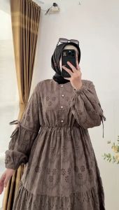 Maxy Jumbo Meisi: Dress Kondangan Mewah & Dress Wanita Resmi Terkini 2024