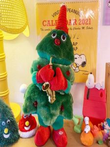 ต้นไม้คริสต์มาสตกแต่งตัวตุ๊กตาผู้ชาย ของเล่นขนาดเล็ก เครื่องประดับตกแต่ง ของขวัญ เหมาะสำหรับถ่ายภาพ อุปกรณ์เสริม