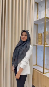 Hijab Elegan Anggun Series - Warna Solid/Geometris - Model Terbaru 2025