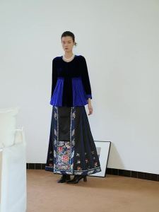 Chinese Style Modified Half Skirt