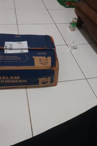 READY TaffGUARD 33x24x9cm Kotak Brankas Uang dan emas tahan api mini Dokumen 3 Digit Password