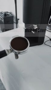 ITOP Electric 58MM Coffee Tamper Touchscreen Automatic Tamper Ripple 58.5mm Coffee Powder Flat Press 58mm Tamper 58.35mm For Espresso 240V Commercial Coffee Tool