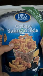 Crispy Salmon Skin Fura Seafood 50GR + 30Gr Kulit Salmon Renyah Halal
