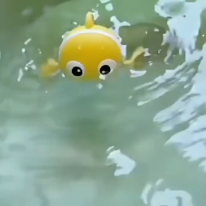 Swimming Bath Toy Baby Wind Up Turtle Clockwork Water Floating Toddler Mainan Bayi Mandian