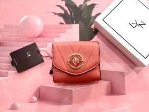 SALE​ ถูกที่สุด💥LYN​ ​แท้​ กระเป๋าสตางค์ใบสั้น​ ขนาด4นิ้ว​ แบรนด์แท้หิ้วขึ้นเครื่องเที่ยวต่างประเทศได้ทั่วโลกจ้า​ ดีไซน์สวยหรูสุดๆ​