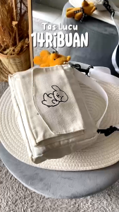 tas selempang wanita lucky cartoon 3 variasi warna murah meriah bisa cod