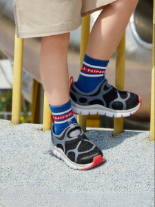 LI-NING KIDS | Summer Breathable Slip-On Sports Shoes