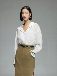 Vero Moda | Áo Thun Sọc Dáng Rộng Cổ V
