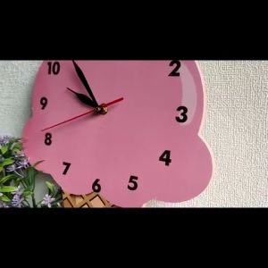 JAM DINDING KARAKTER KAYU UNIK ICE CREAM DEKORASI RUMAH KAMAR HADIAH KADO ULANG TAHUN MURAH PROMO TERBARU HIASAN DINDING KAMAR ANAK AESTHETIC LUCU BERWARNA WARNI UNICORN ANTIK SHABBY CHIC BESAR UKURAN JUMBO