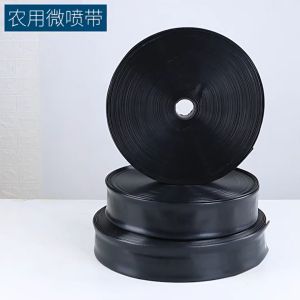 【จัดส่งฟรี+COD】สายส่งน้ำPE 2/3 นิ้ว ไม่มีรู ม้วน 100 เมตร รับแรงดันสูง 7 บาร์ ทนแดดทนฝน น้ำหนักเบา เคลื่อนย้ายสะดวก สายส่งน้ำผ้าใบ ท่อส่งน้ำ สายพานชลประทาน ท่อน้ำข้น สีดำ ไม่ซึม