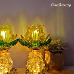 Đèn Thờ Pha Lê Hoa Sen Vàng Thủy Tinh CHÂN THIỆN MỸ Trang Trí Bàn Thờ Đồ Thờ Cúng Cao Cấp