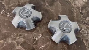 Logo chụp mâm ốp lazang bánh xe ô tô Lexus LX470 - Chất liệu nhựa ABS và hợp kim nhôm