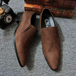 New Korean Style Mens Pointed Toe Leather Shoes Breathable Wedding Shoes Brown Slip-On Casual Leather Shoes for Hairstylists