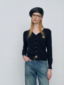 TEENIE WEENIE | Spring New Loose V-Neck Golden Button Knit Cardigan